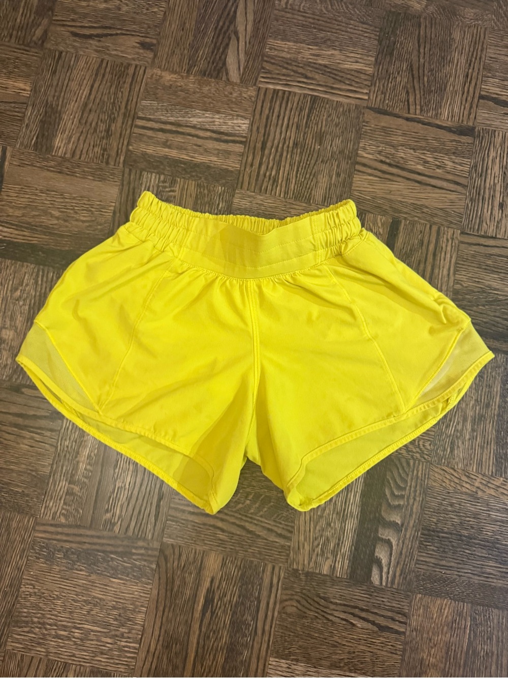 lululemon athletica Hotty Hot Lined Short — Sonic Yellow